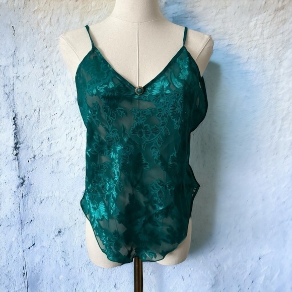 Vintage Other - Emerald green vintage  Y2K lace cami lingerie top M